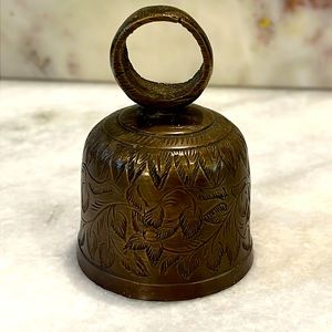 Etched metal bell